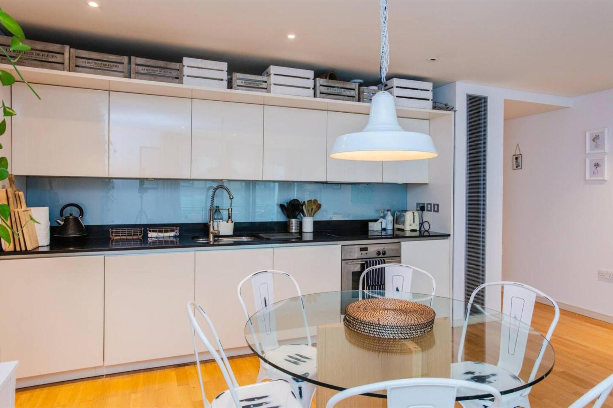 Modern 3 Bedroom Apartment In Paddington ロンドン エクステリア 写真
