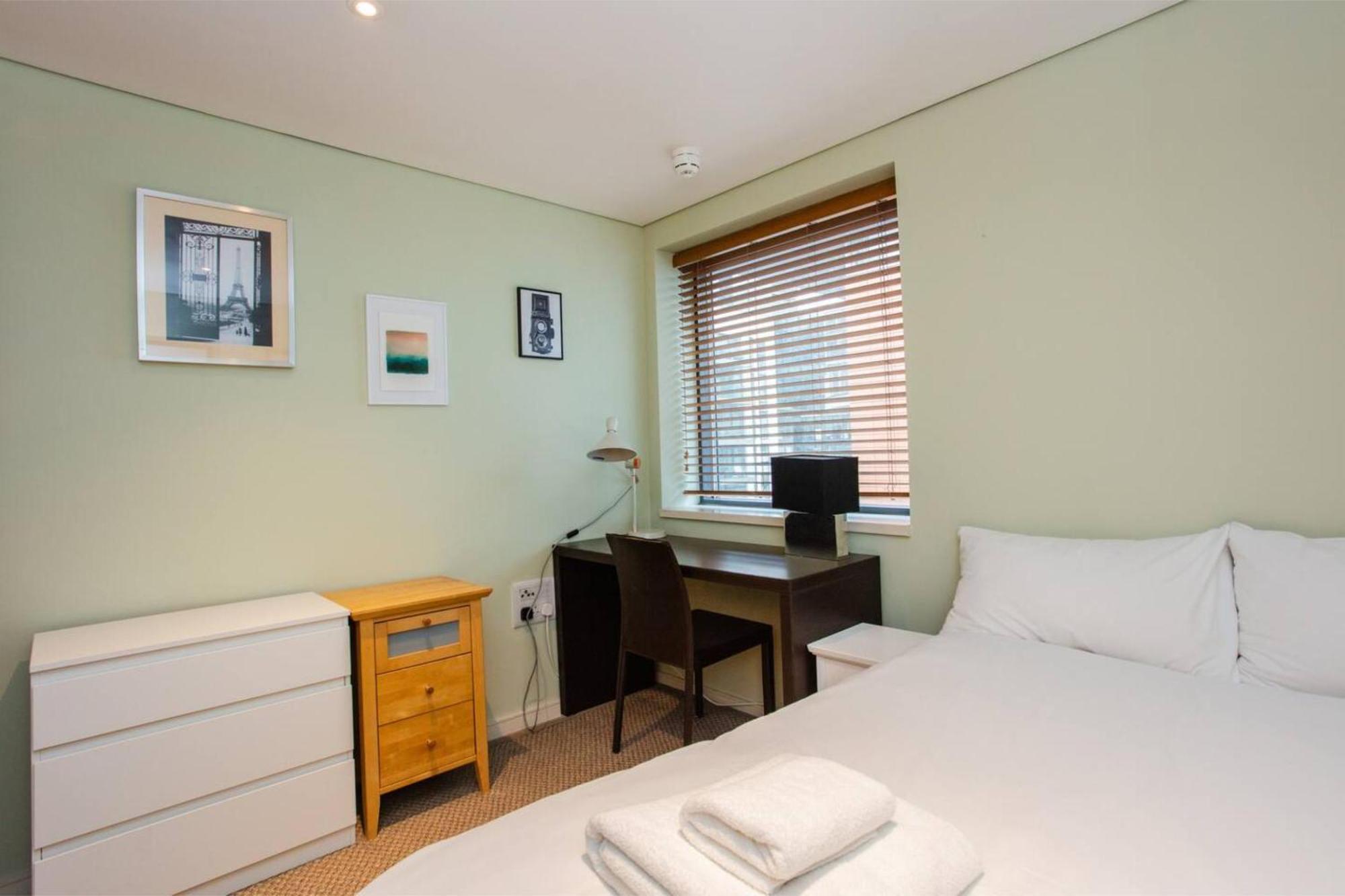 Modern 3 Bedroom Apartment In Paddington ロンドン エクステリア 写真