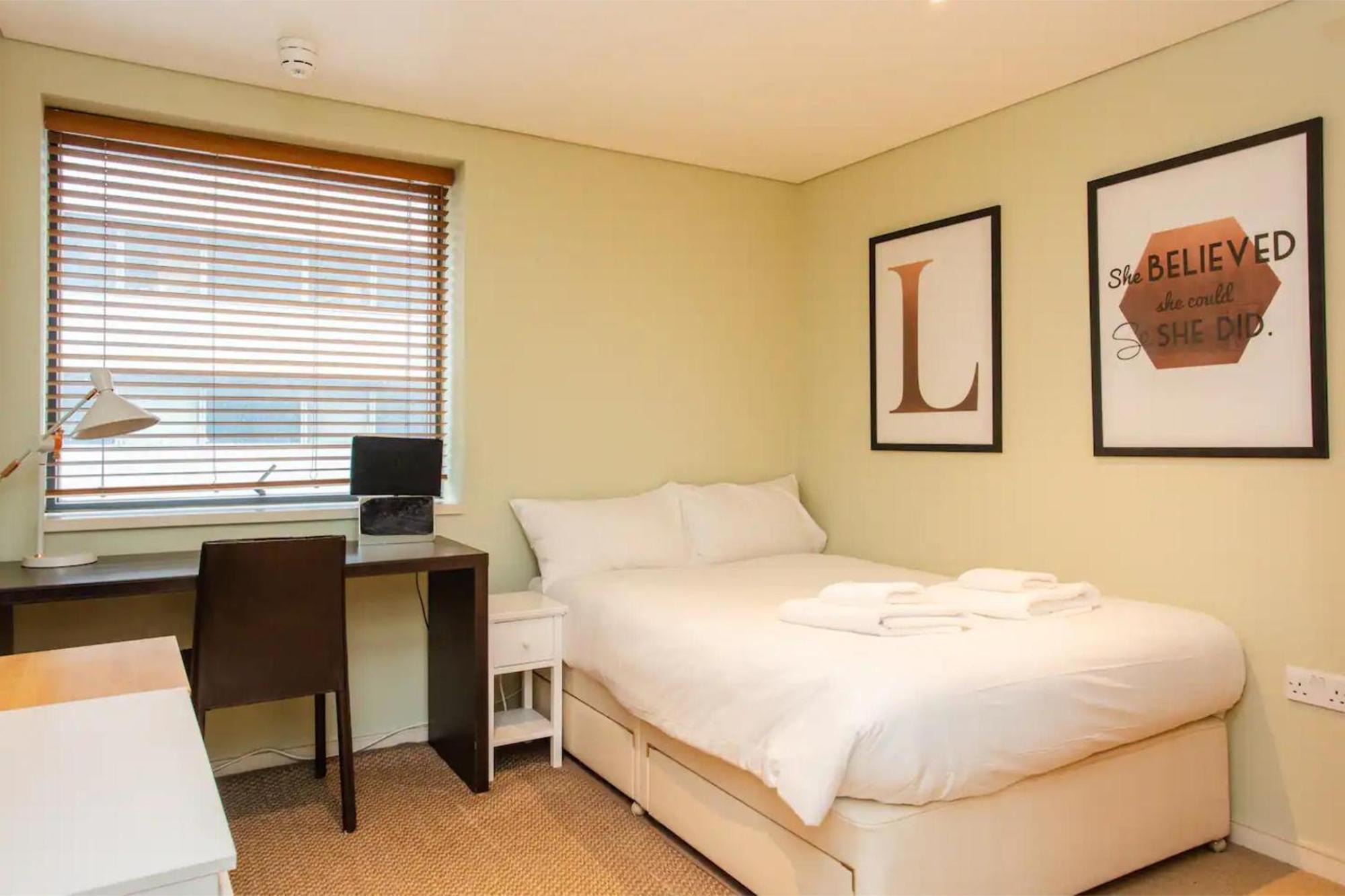 Modern 3 Bedroom Apartment In Paddington ロンドン エクステリア 写真