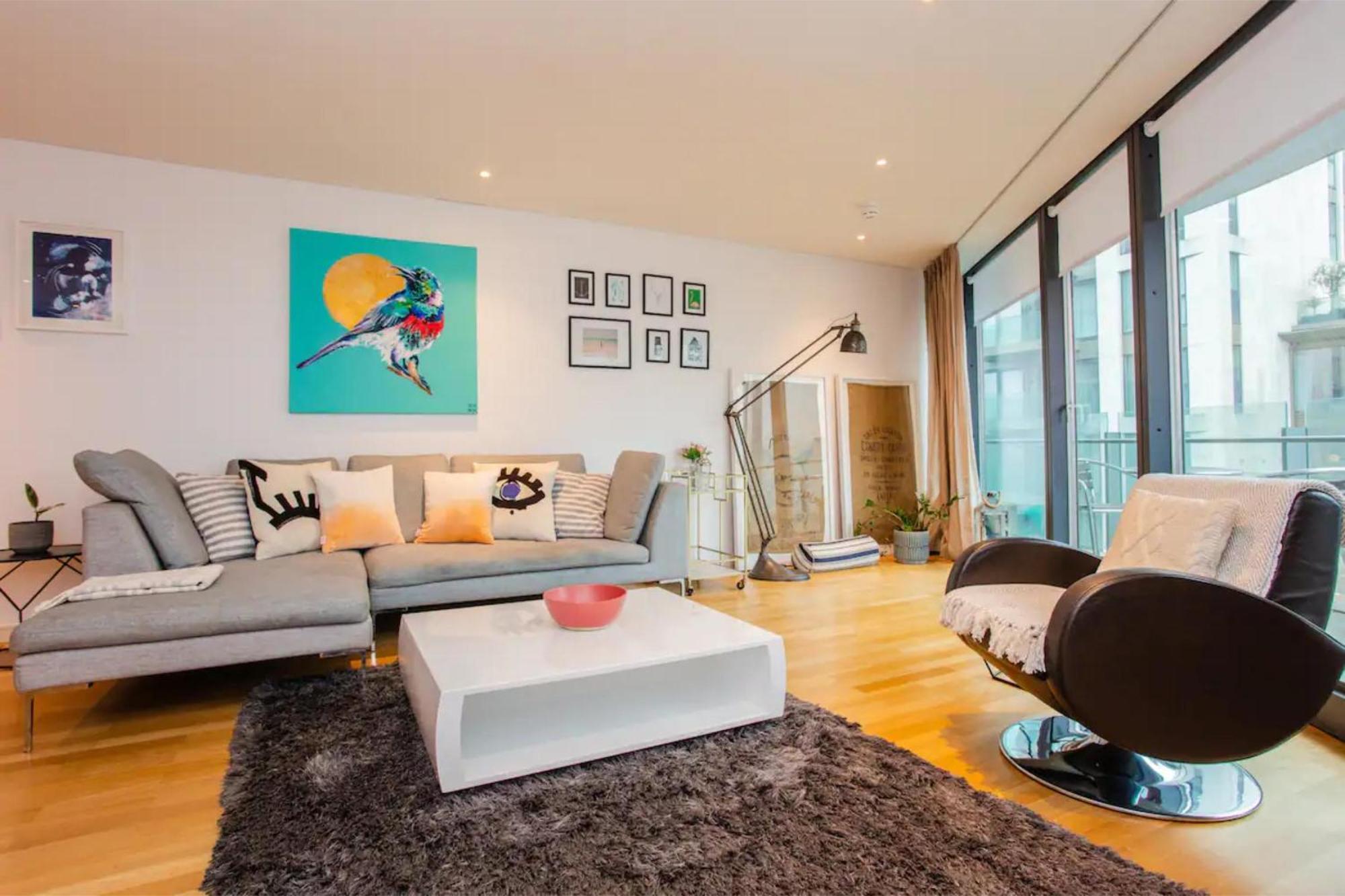 Modern 3 Bedroom Apartment In Paddington ロンドン エクステリア 写真