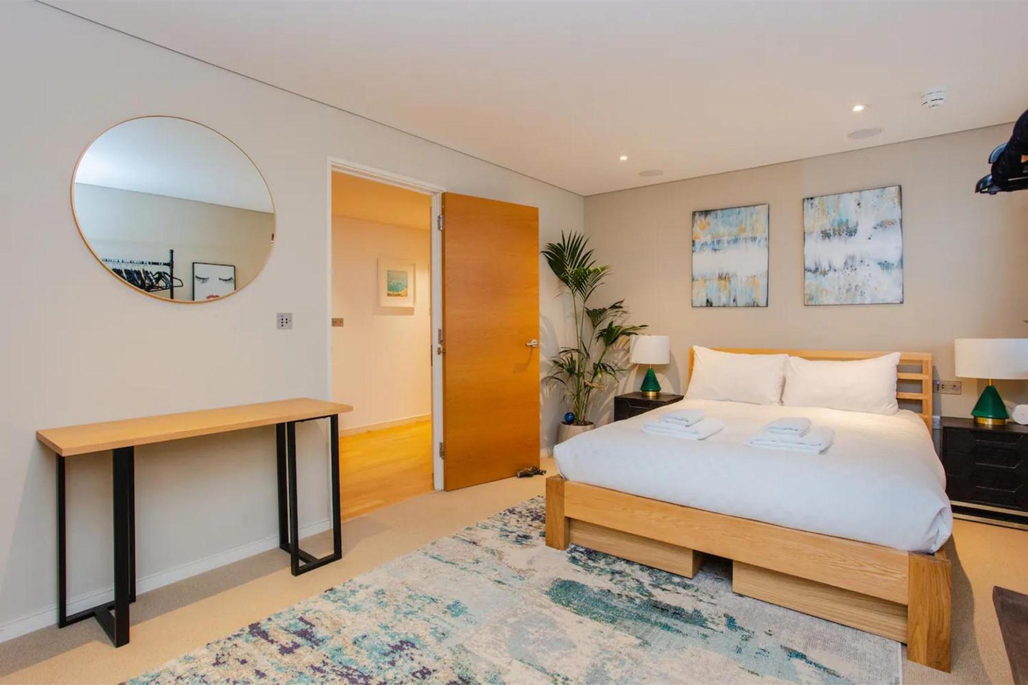 Modern 3 Bedroom Apartment In Paddington ロンドン エクステリア 写真